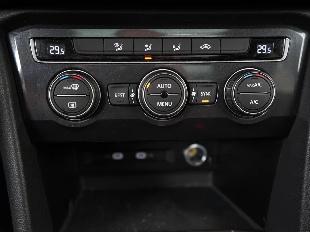 Volkswagen Tiguan Allspace 1.5 TSI Highline DSG uit 2021, foto 11