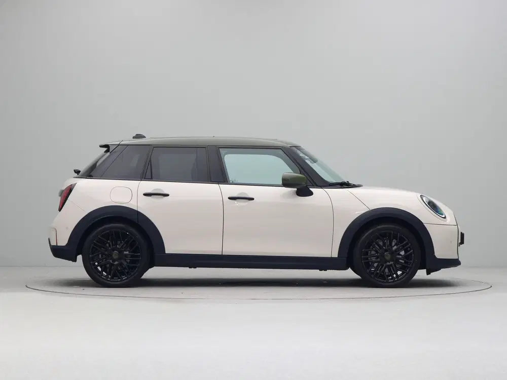 Mini Cooper C Cooper C Paul Smith Edition Pakket L (bj 2 uit 2026, foto 4