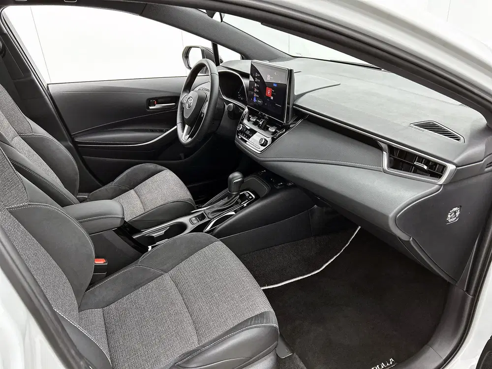 Toyota Corolla Hybrid 140 Dynamic uit 2025, foto 6