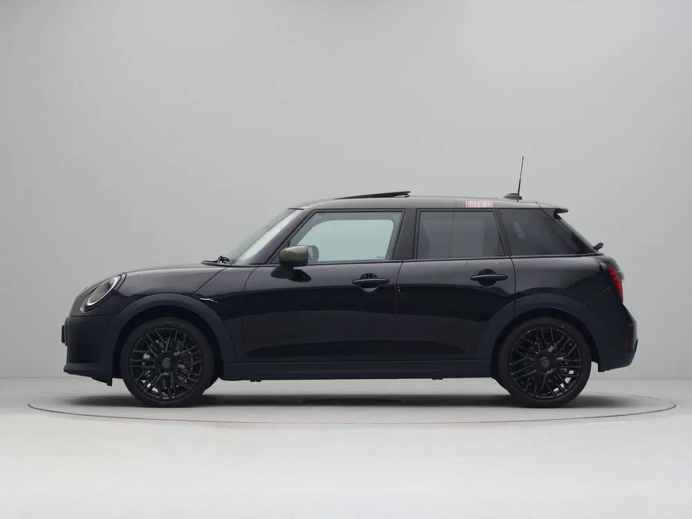 Mini Cooper C Cooper C Paul Smith Edition Pakket L PRIVA uit 2026, foto 12