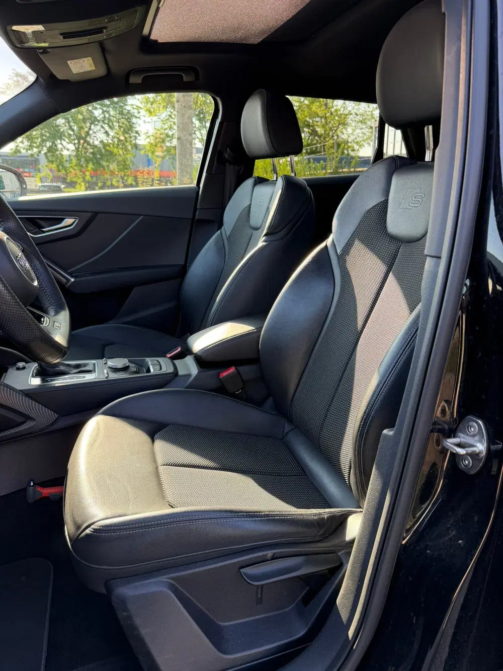 Audi Q2 1.0 TFSI 116PK 2019 Sport S line Edition Z uit 2019, foto 15