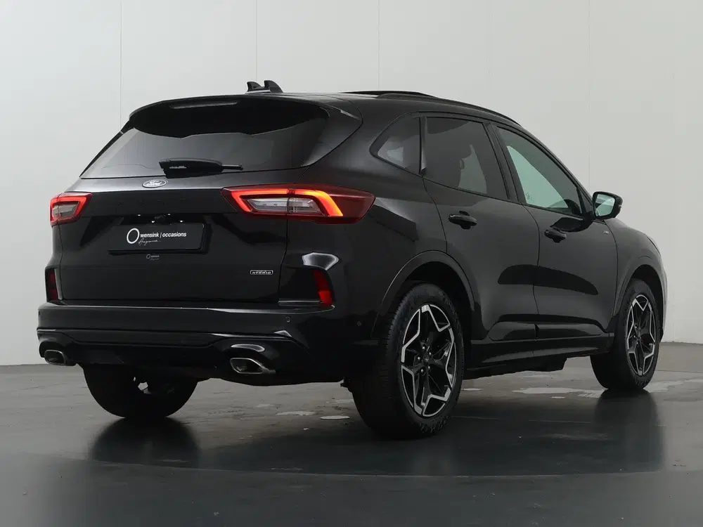 Ford Kuga 2.5 PHEV ST-Line X uit 2025, foto 2