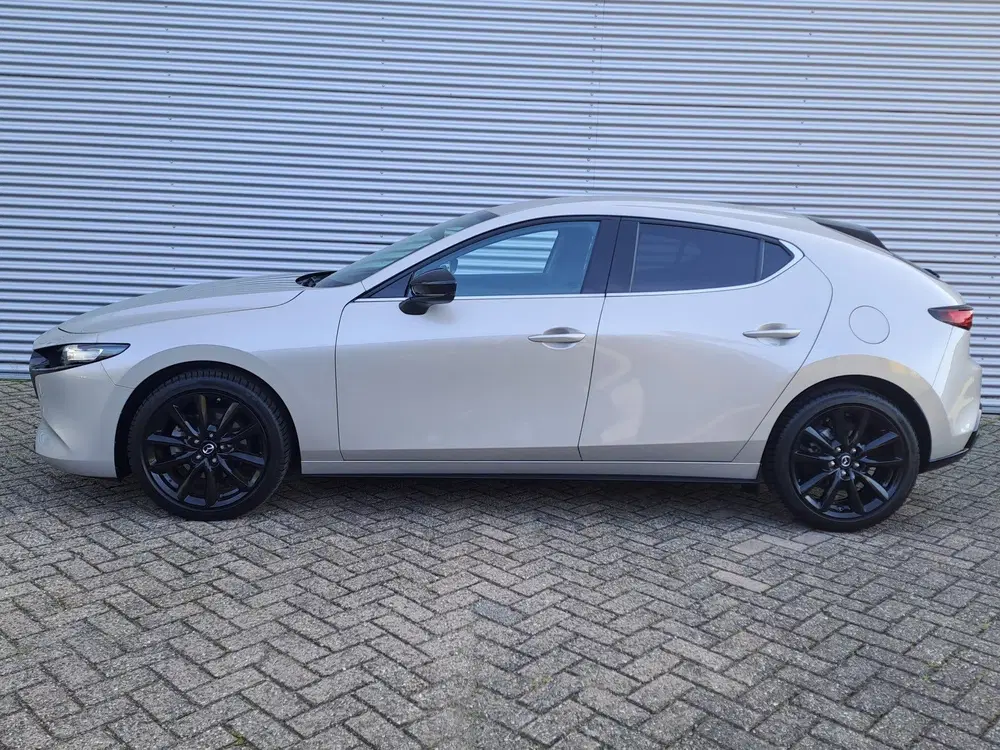 Mazda 3 2.0 e-SkyActiv-X M Hybrid 186 Nagisa uit 2025, foto 2