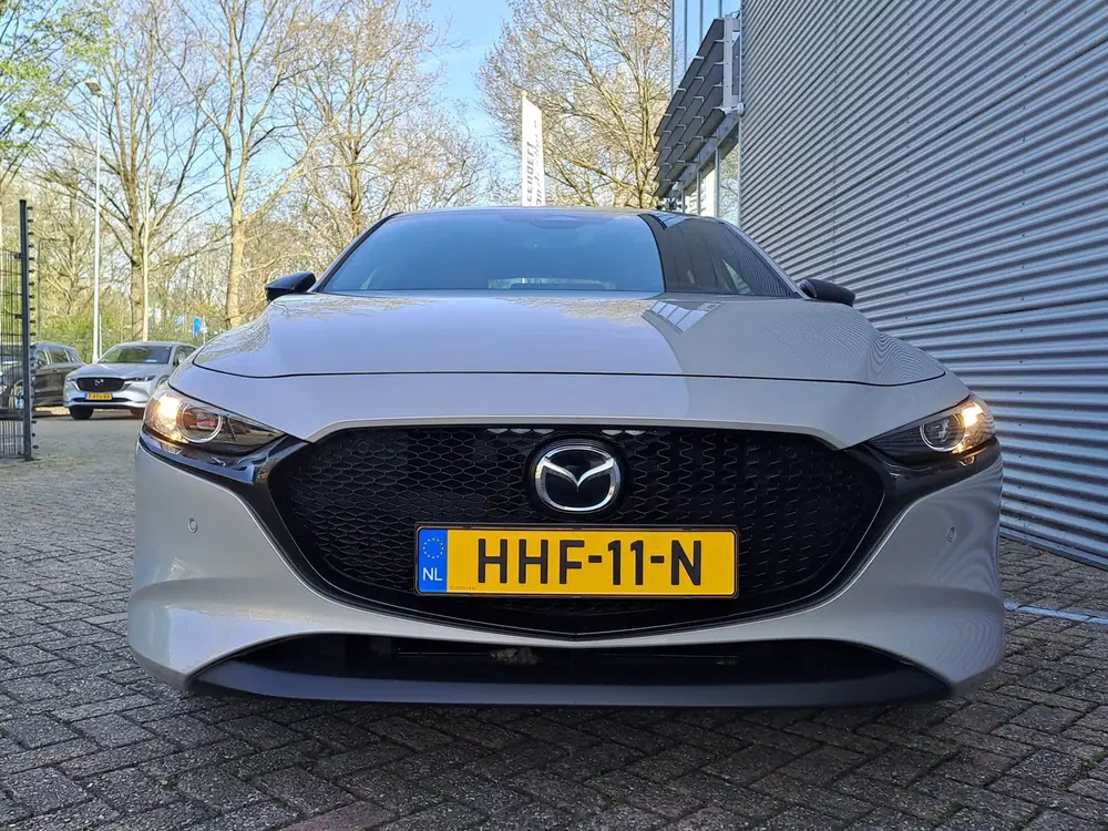 Mazda 3 2.0 e-SkyActiv-X M Hybrid 186 Nagisa uit 2025, foto 3