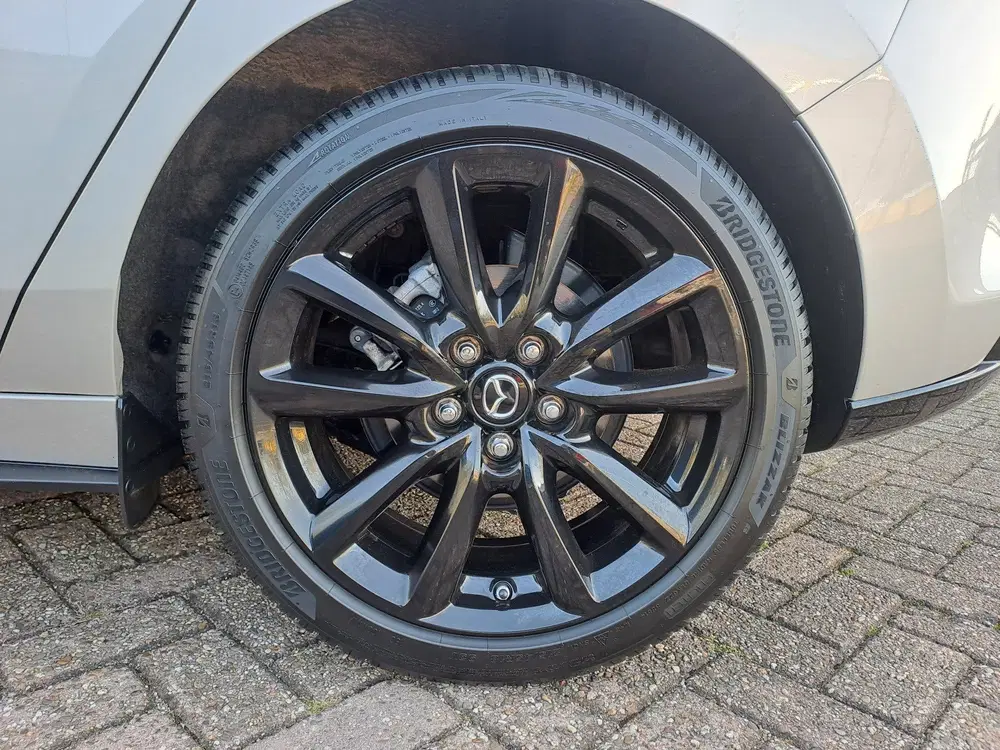 Mazda 3 2.0 e-SkyActiv-X M Hybrid 186 Nagisa uit 2025, foto 8
