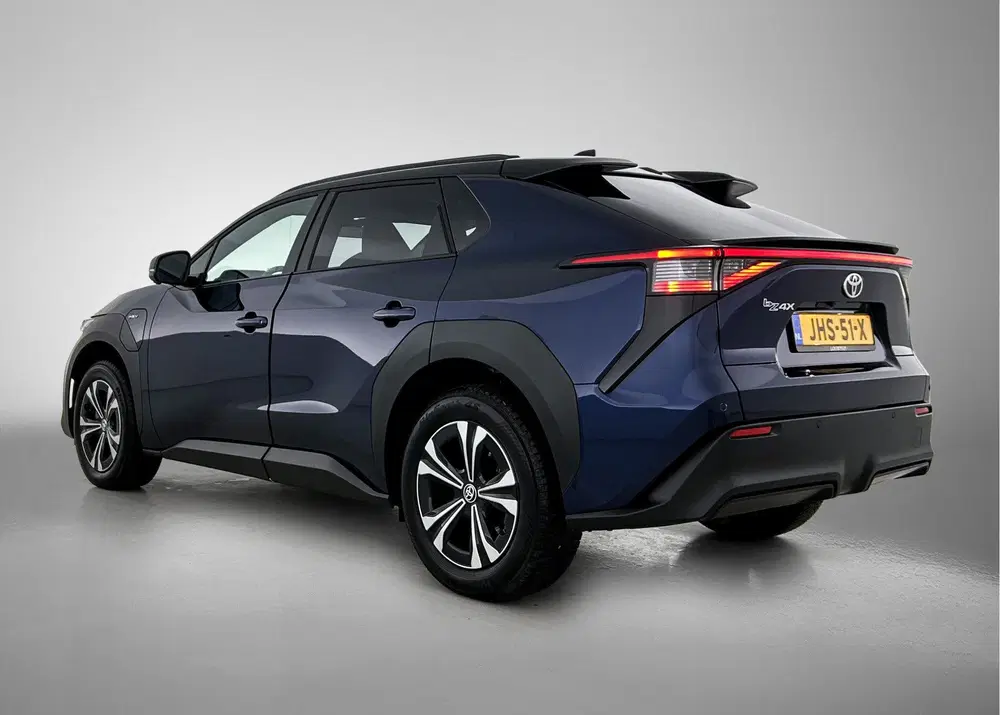 Toyota bZ4X Dynamic 71 kWh uit 2025, foto 15