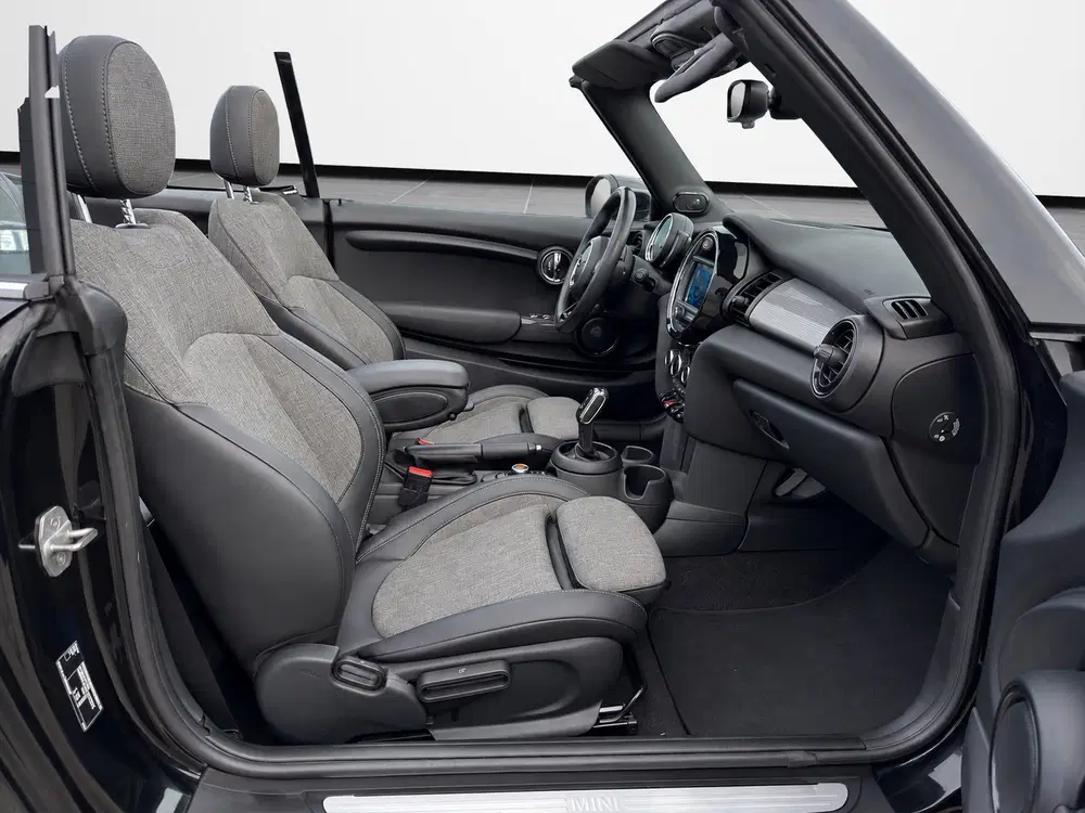 Mini Cabrio Cooper 1.5 Automaat CLIMA uit 2020, foto 12
