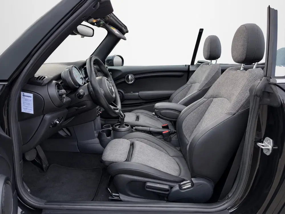 Mini Cabrio Cooper 1.5 Automaat CLIMA uit 2020, foto 6