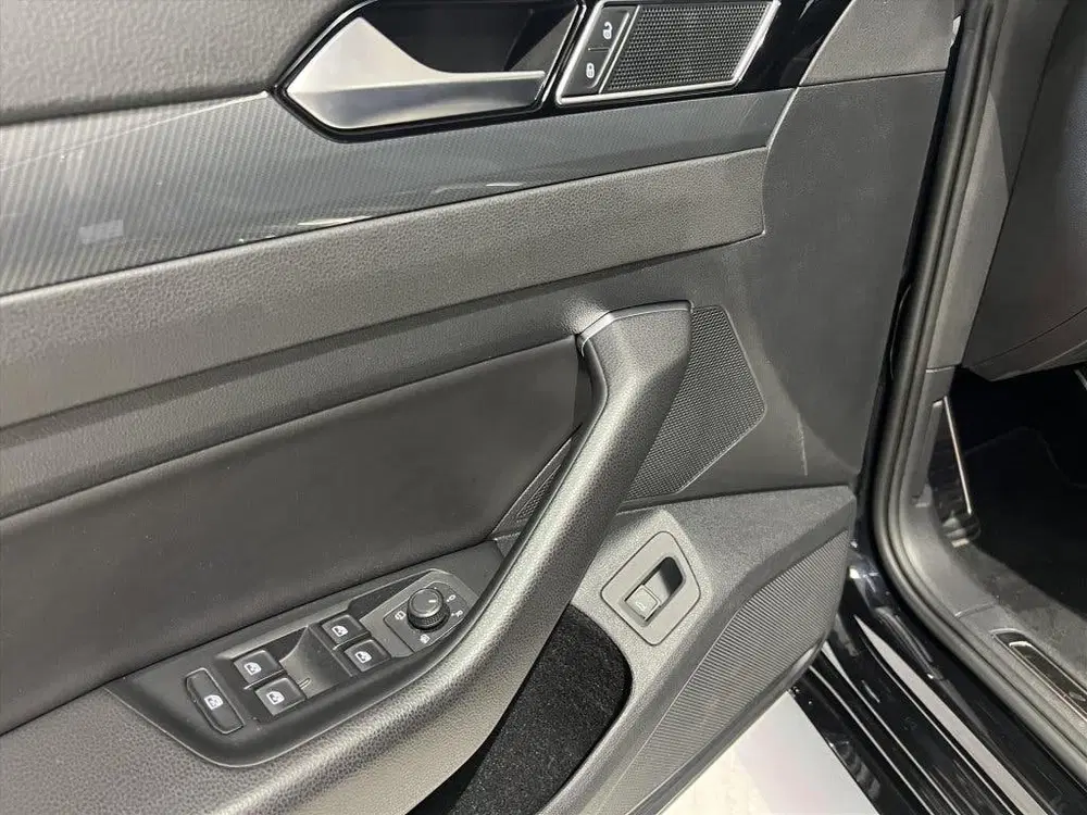 Volkswagen Arteon 1.5 TSI 150pk Business R uit 2019, foto 11