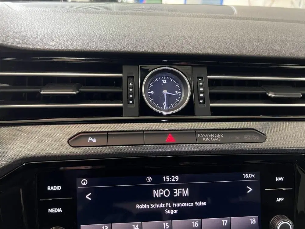 Volkswagen Arteon 1.5 TSI 150pk Business R uit 2019, foto 14
