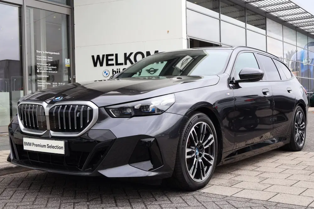 BMW i5 eDrive40 M Sport uit 2025, foto 5