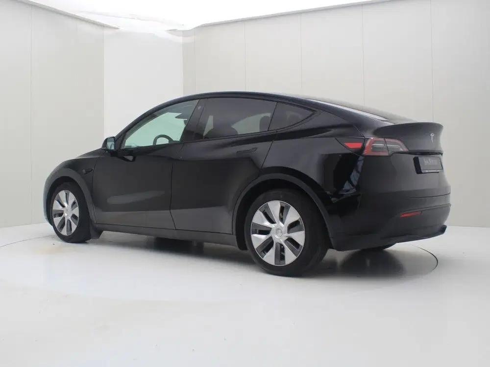 Tesla Model Y Long Range AWD 75kWh 351pk 95% SoH [ AMD R uit 2023, foto 4