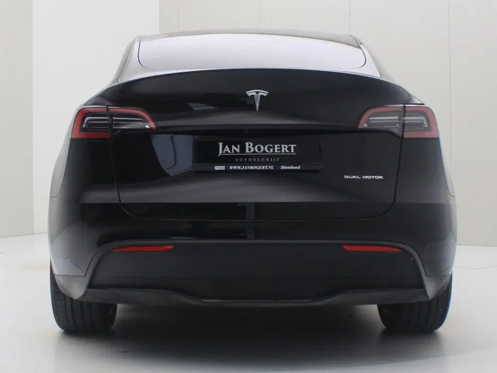 Tesla Model Y Long Range AWD 75kWh 351pk 95% SoH [ AMD R uit 2023, foto 7