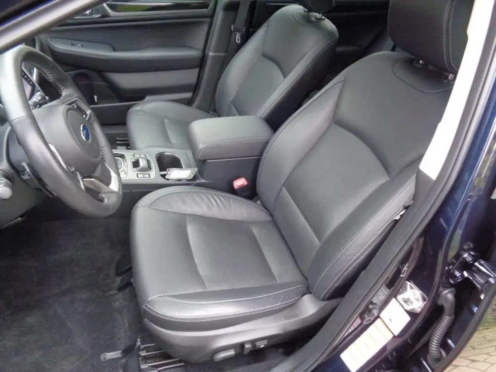 Subaru OUTBACK 2.5i Premium uit 2019, foto 12
