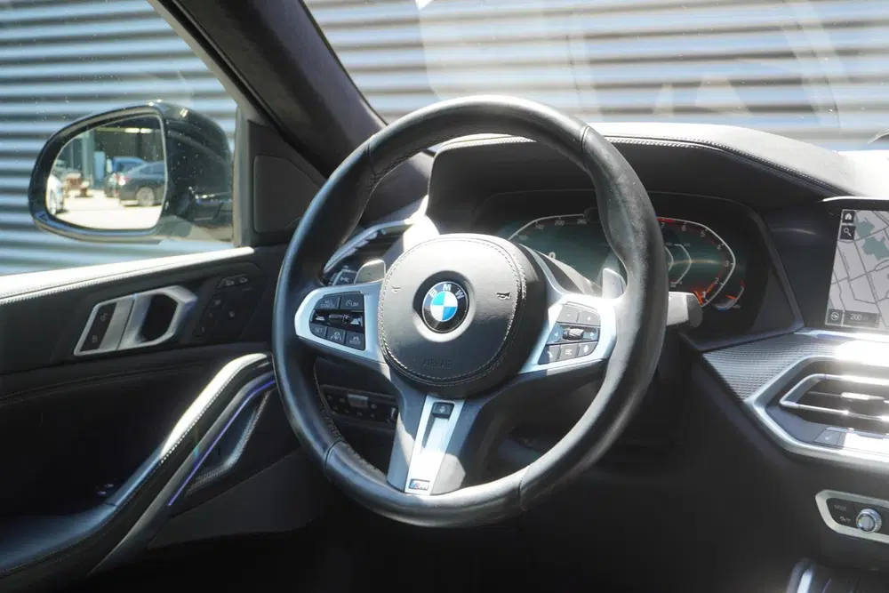 BMW X6 xDrive40i uit 2020, foto 13