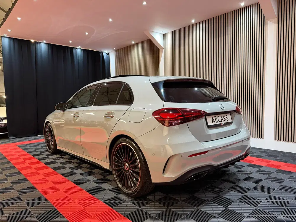 Mercedes-Benz A-Klasse A200 Star Edition AMG Line LIMITED 20 uit 2025, foto 13