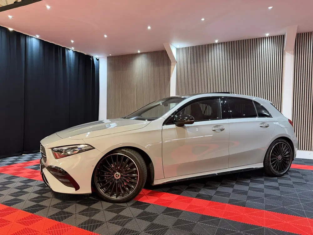Mercedes-Benz A-Klasse A200 Star Edition AMG Line LIMITED 20 uit 2025, foto 9