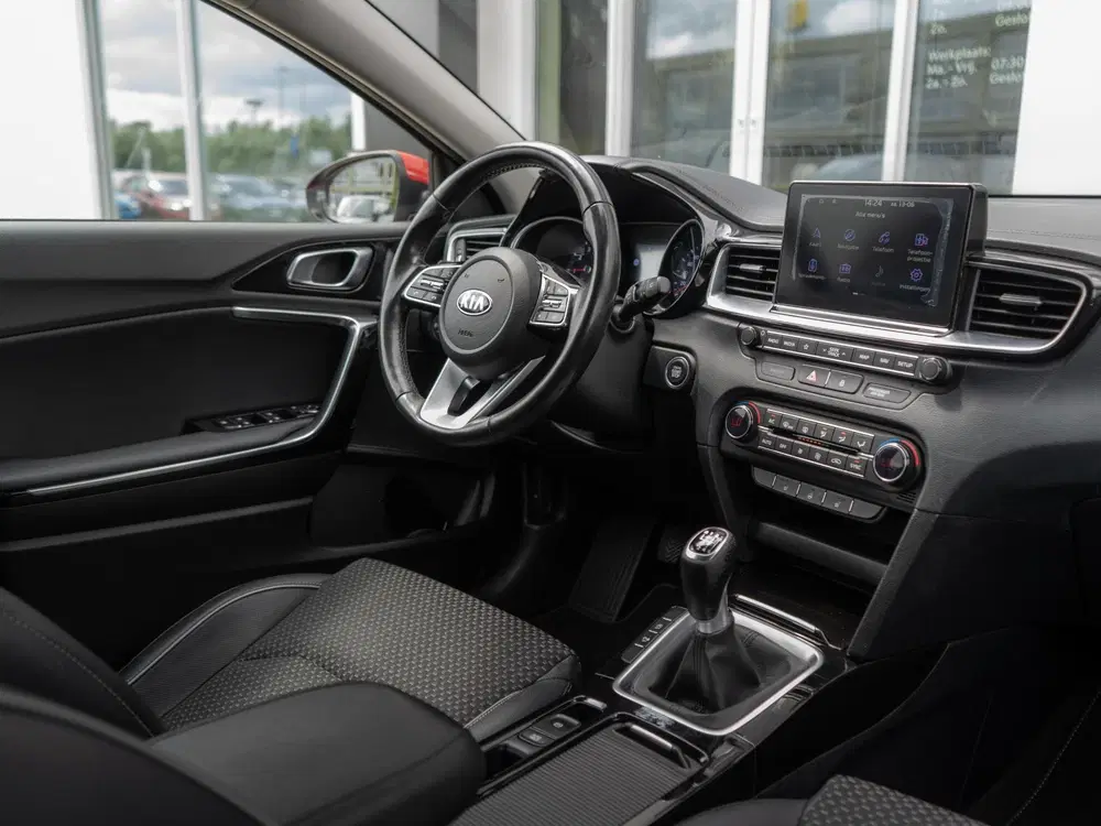 Kia Ceed 1.0 T-GDi DynamicPlusLine uit 2019, foto 7