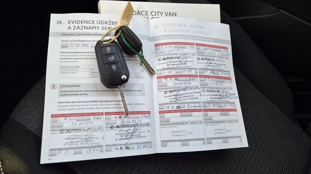 Toyota Proace City 1.2 Turbo Executive L2 Long uit 2022, foto 13