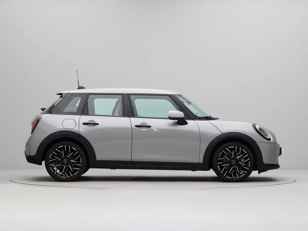 Mini Cooper C Cooper C Favoured Pakket M (bj 2025 uit 2025, foto 7