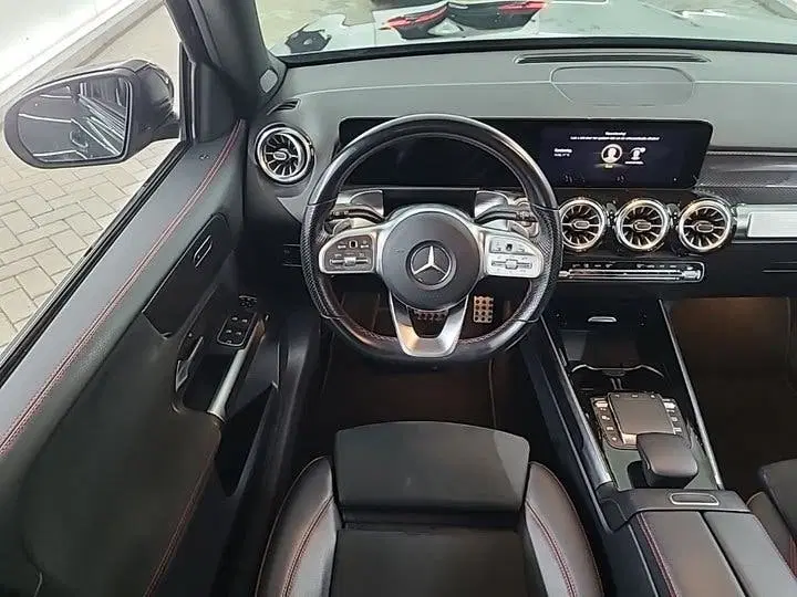 Mercedes-Benz GLB 200 Business Solution AMG 1e-Eig. & Dealer uit 2021, foto 3