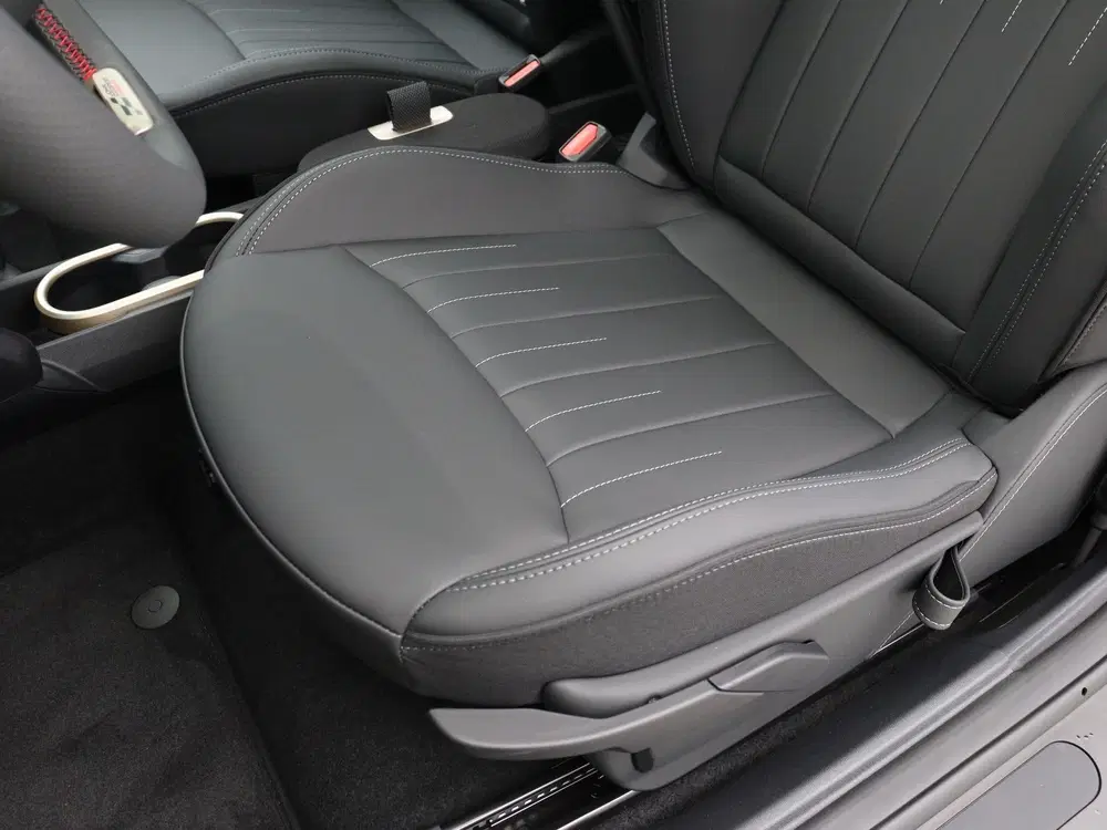 Mini John Cooper Works E John Cooper Works Pakket M PRIVATE LEASE uit 2026, foto 11