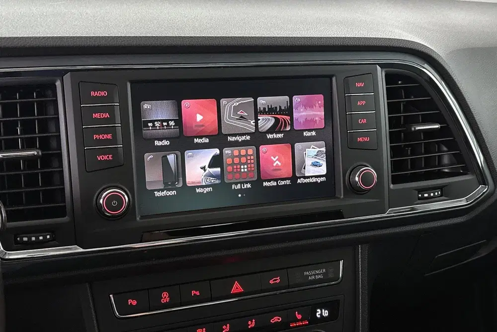 SEAT Ateca 1.5 TSI Style Business Intense Stoelverwar uit 2019, foto 12
