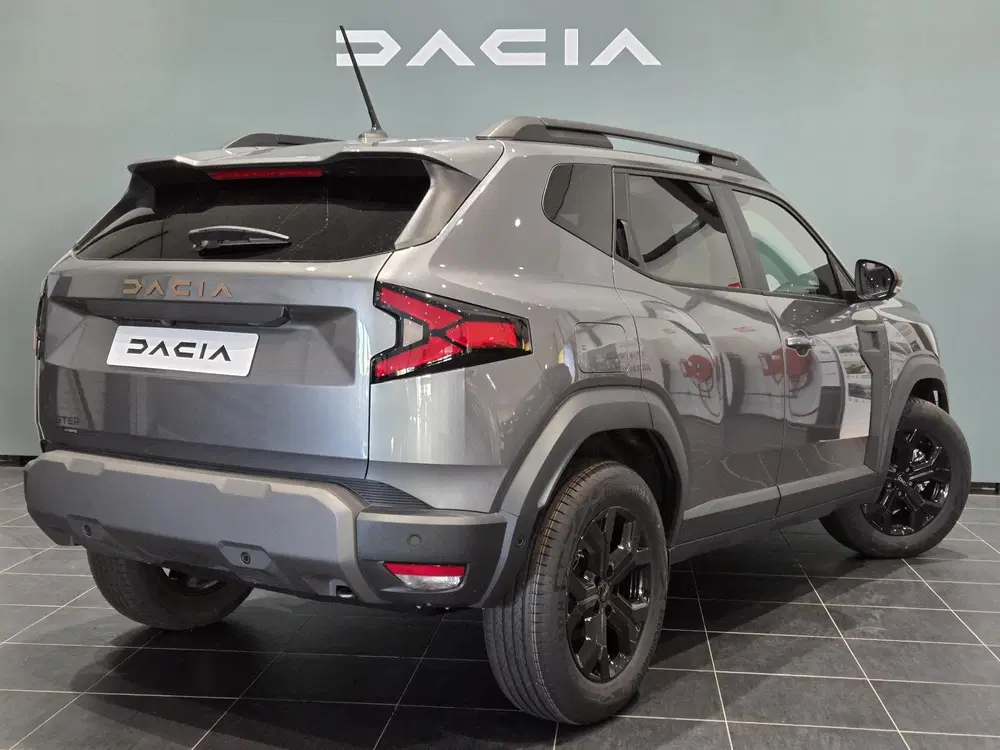 Dacia Duster 1.8 hybrid 155 extreme uit 2026, foto 2
