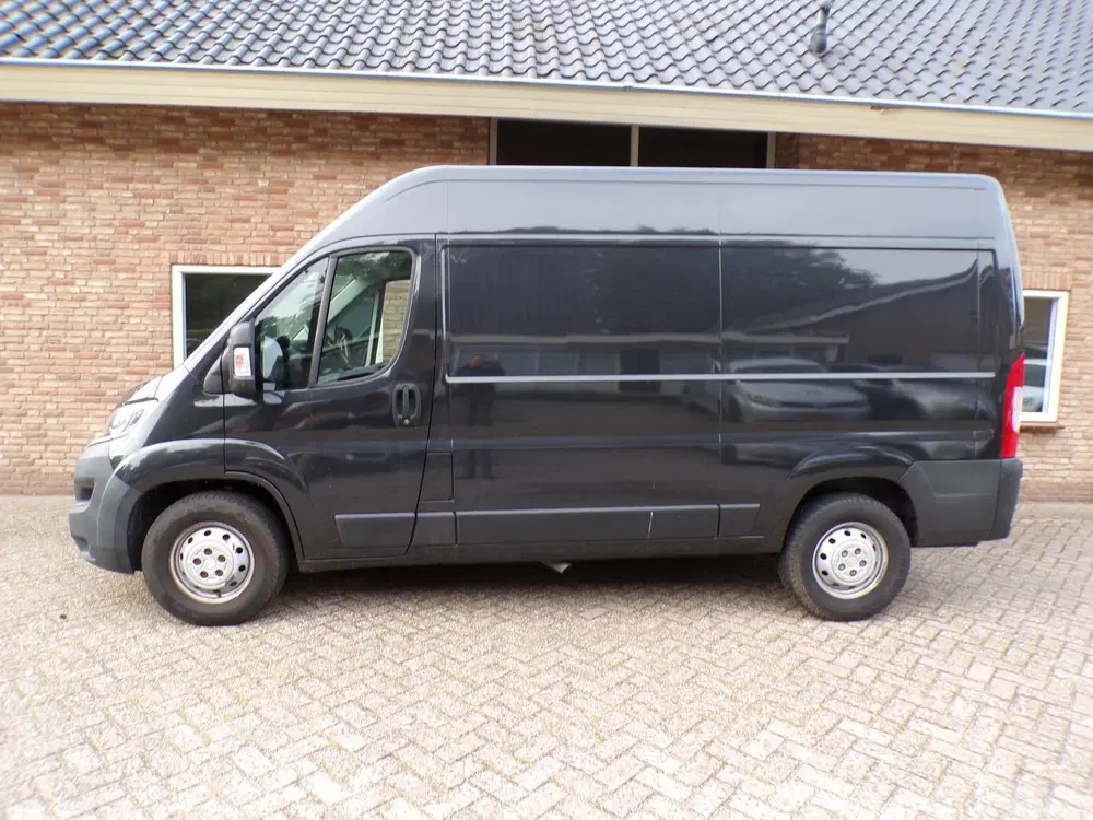 Citroën Jumper Citroen Jumper 35 2.0 BlueHDi L2H2 Zwaar z uit 2019, foto 2