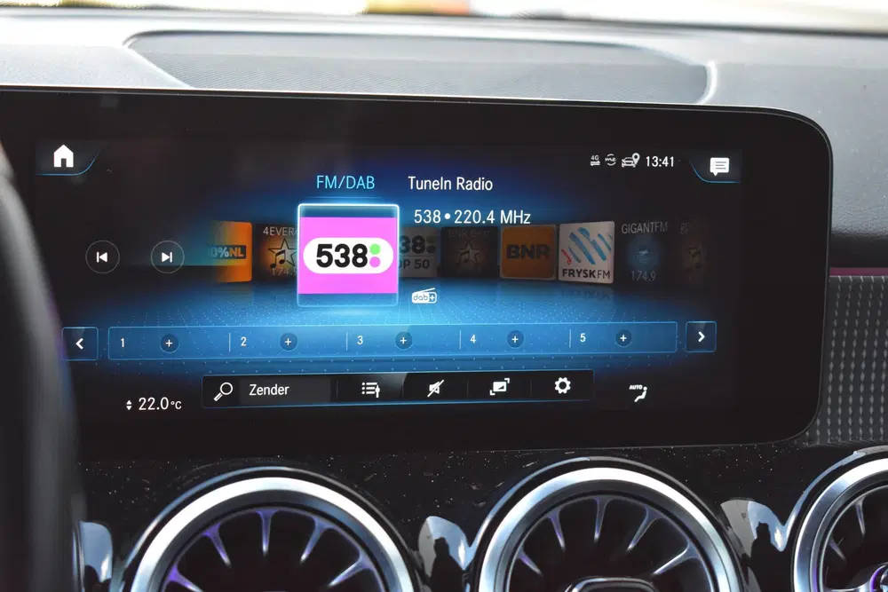 Mercedes-Benz EQB 250 Luxury Line 7p. 67 kWh LED uit 2023, foto 14