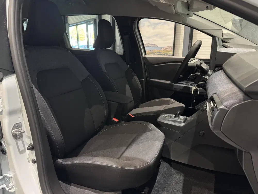 Dacia Jogger 1.8 hybrid 155 expression 7p. uit 2026, foto 9