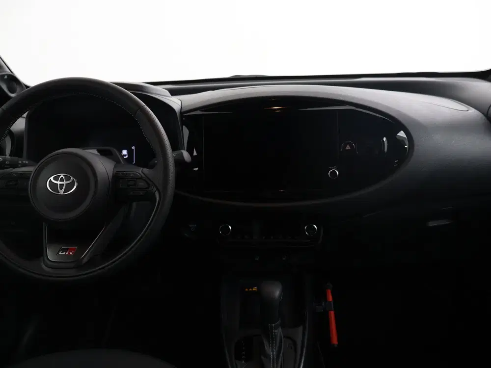 Toyota Aygo X Hybrid 115 GR Sport uit 2026, foto 8