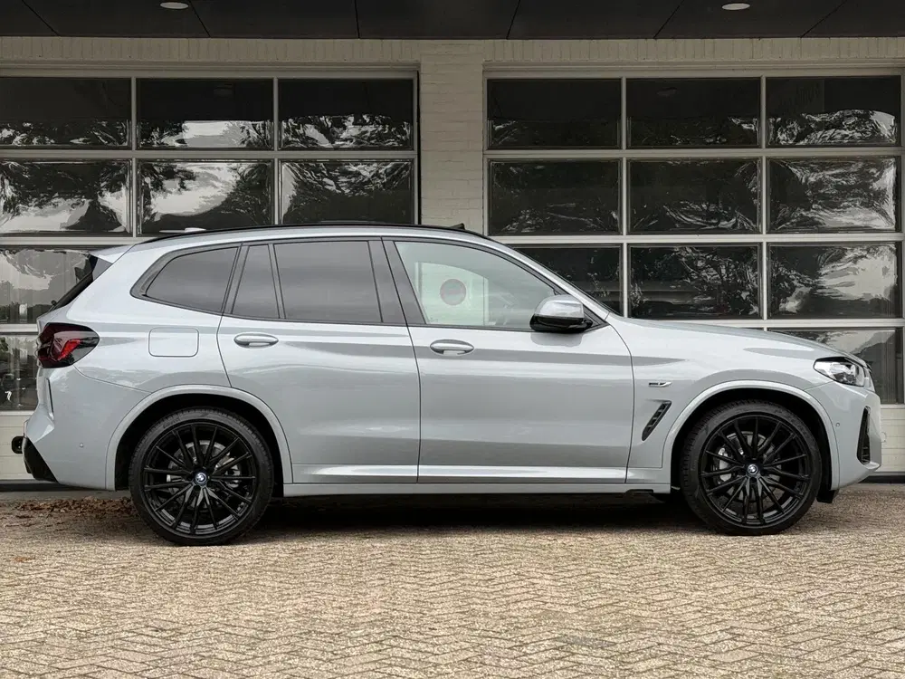 BMW X3 xDrive30e M SPORT uit 2022, foto 10