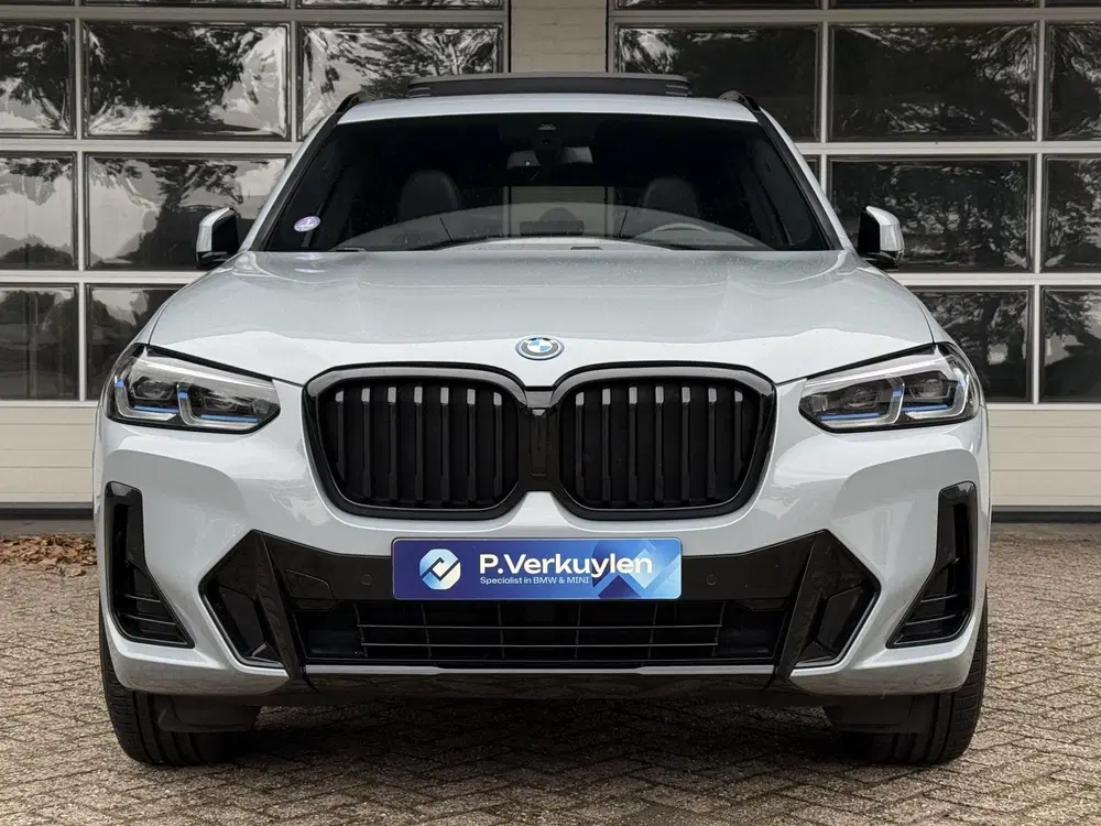 BMW X3 xDrive30e M SPORT uit 2022, foto 11