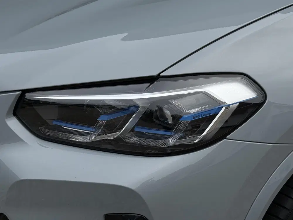 BMW X3 xDrive30e M SPORT uit 2022, foto 13