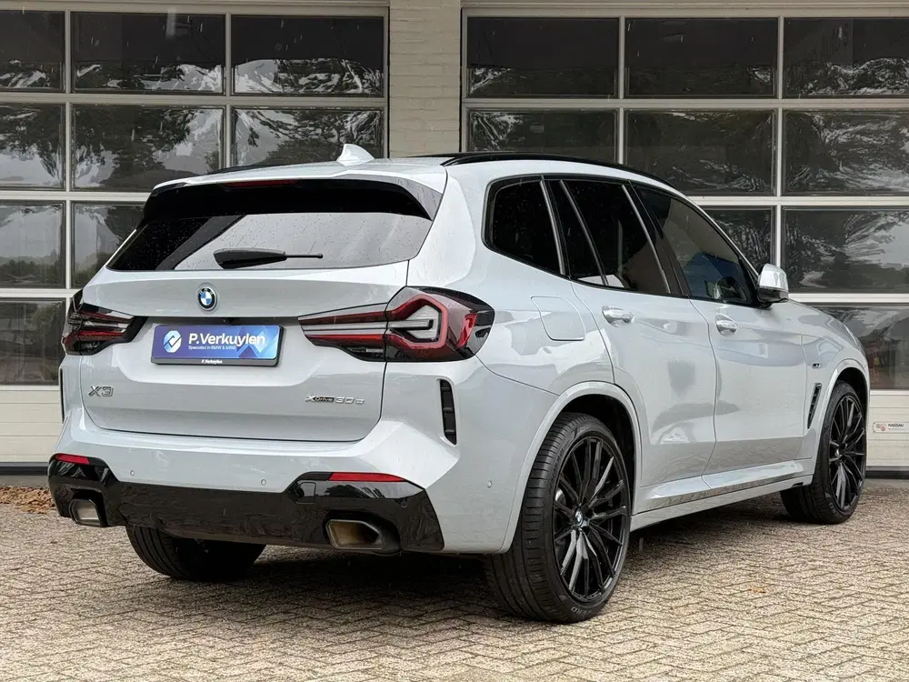 BMW X3 xDrive30e M SPORT uit 2022, foto 8