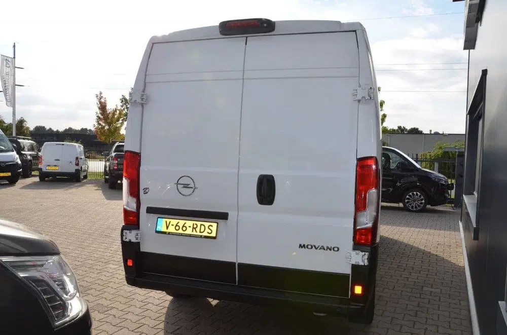 Opel Movano 2.2D 140 L3H2 uit 2024, foto 3