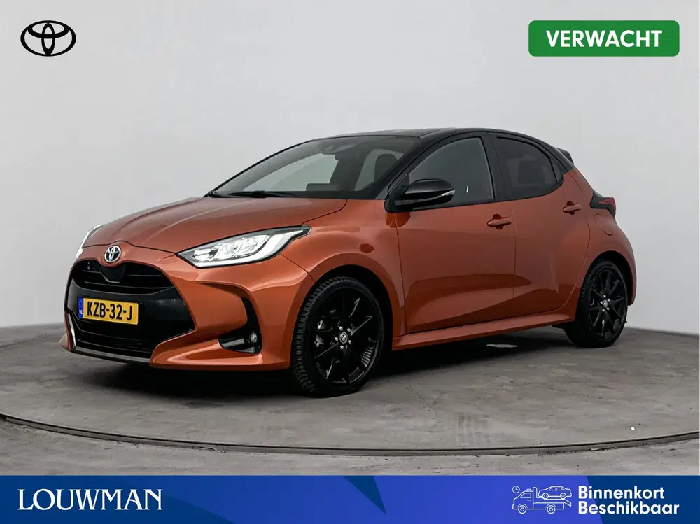 Toyota Yaris 1.5 Hybrid Executive Limited uit 2023