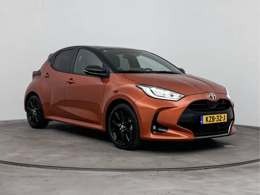 Toyota Yaris 1.5 Hybrid Executive Limited uit 2023, foto 13