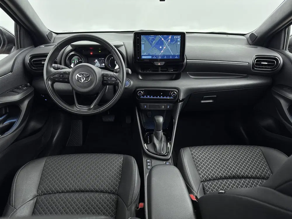 Toyota Yaris 1.5 Hybrid Executive Limited uit 2023, foto 4