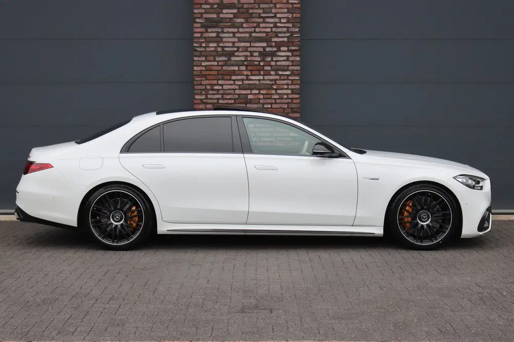Mercedes-Benz S-Klasse AMG 63 S E Performance uit 2025, foto 11