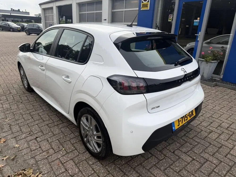 Peugeot 208 1.2 PureTech Active uit 2020, foto 5