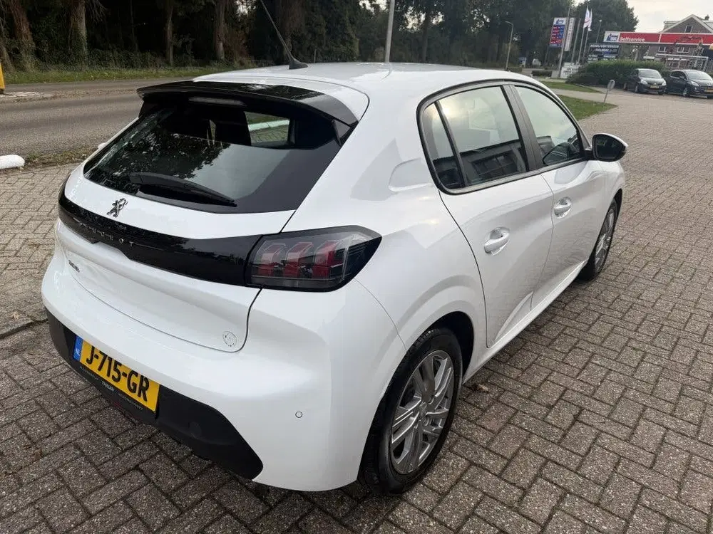 Peugeot 208 1.2 PureTech Active uit 2020, foto 6