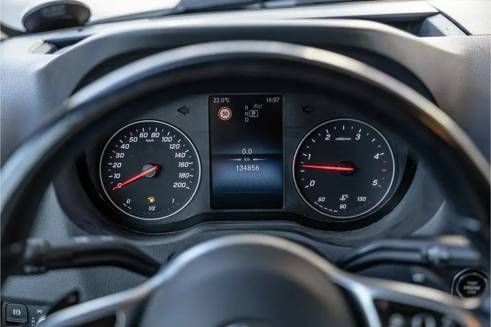Mercedes-Benz Sprinter 319 3.0 CDI L2H2 uit 2020, foto 15
