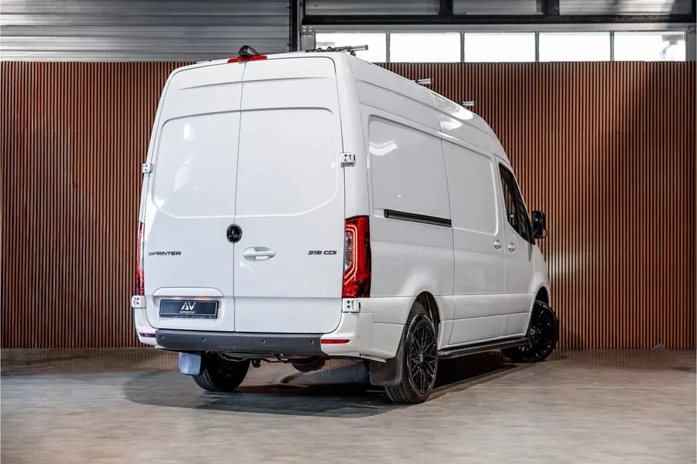 Mercedes-Benz Sprinter 319 3.0 CDI L2H2 uit 2020, foto 5