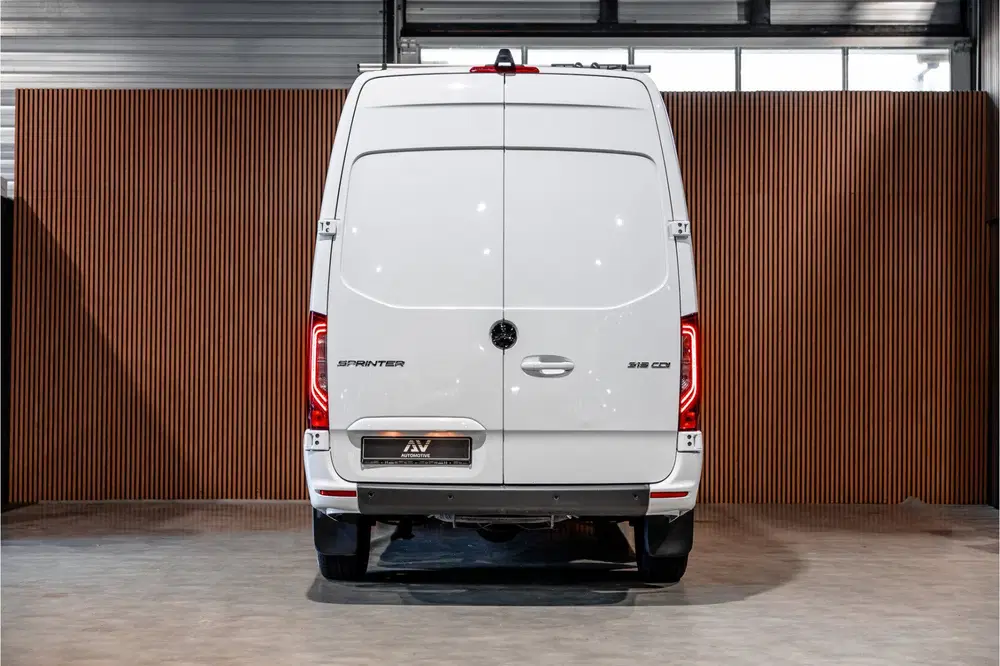 Mercedes-Benz Sprinter 319 3.0 CDI L2H2 uit 2020, foto 6