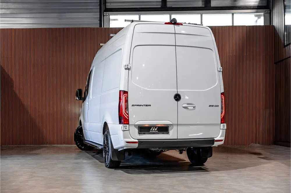 Mercedes-Benz Sprinter 319 3.0 CDI L2H2 uit 2020, foto 7