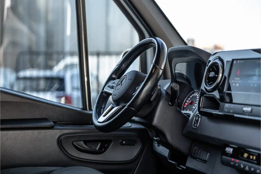 Mercedes-Benz Sprinter 319 3.0 CDI L2H2 uit 2020, foto 9