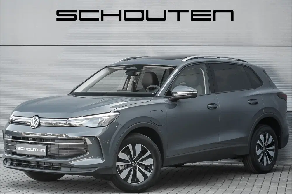 Volkswagen Tiguan 1.5 eHybrid Life IQ Winterpack 360° Elek uit 2026