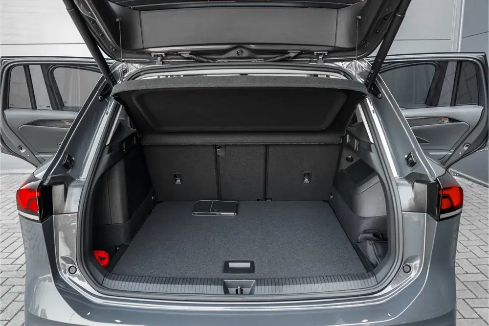 Volkswagen Tiguan 1.5 eHybrid Life IQ Winterpack 360° Elek uit 2026, foto 7